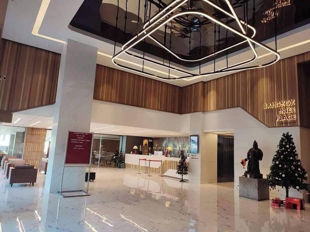 Bangkok Inter Place Hotel 13/72