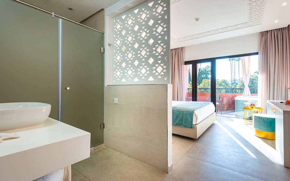 Medina Gardens - Adult only 31/73