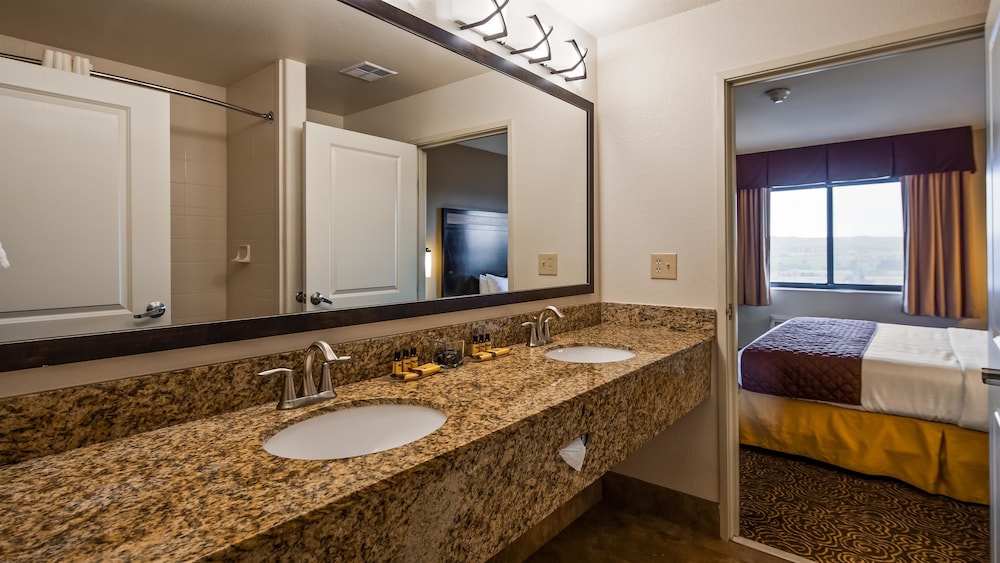Best Western Plus Castle Rock 14/35
