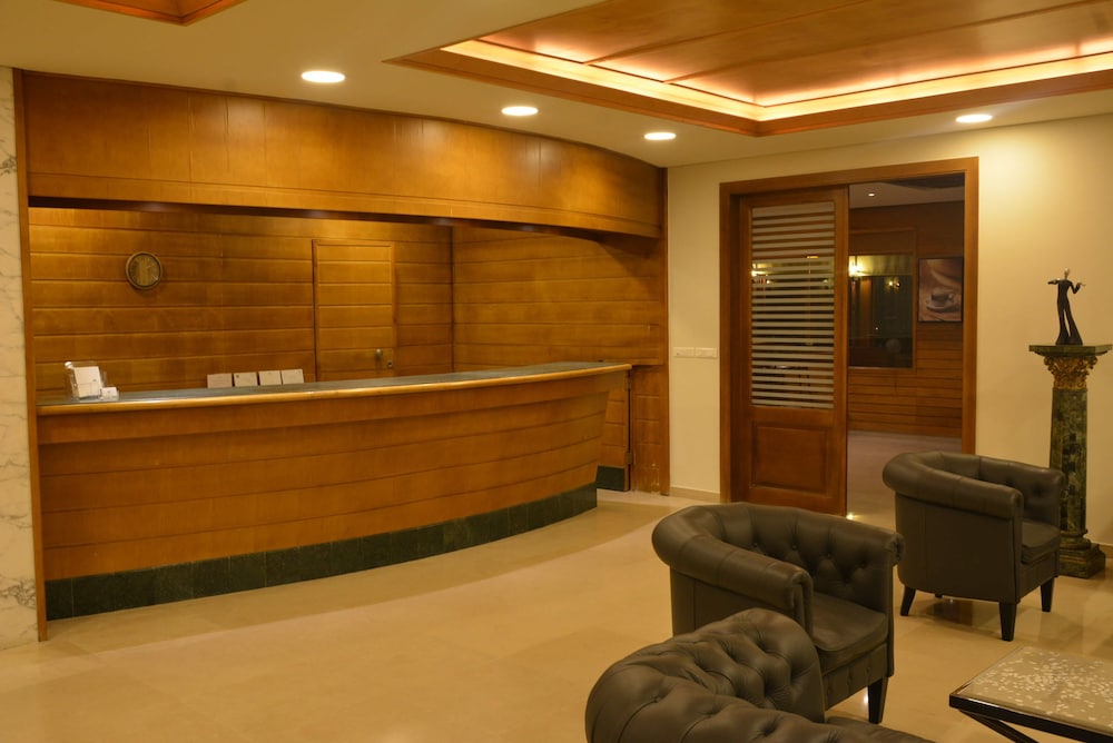 MONTEVERDE HOTEL 6/64