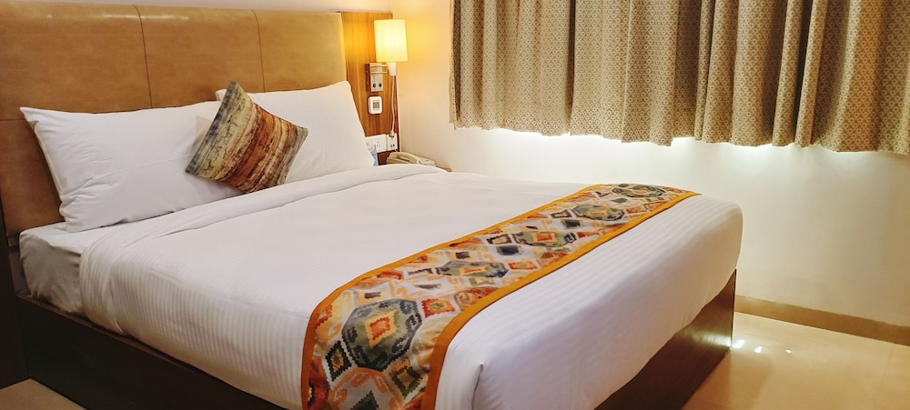 The Beacon Hotel Vadodara 20/30