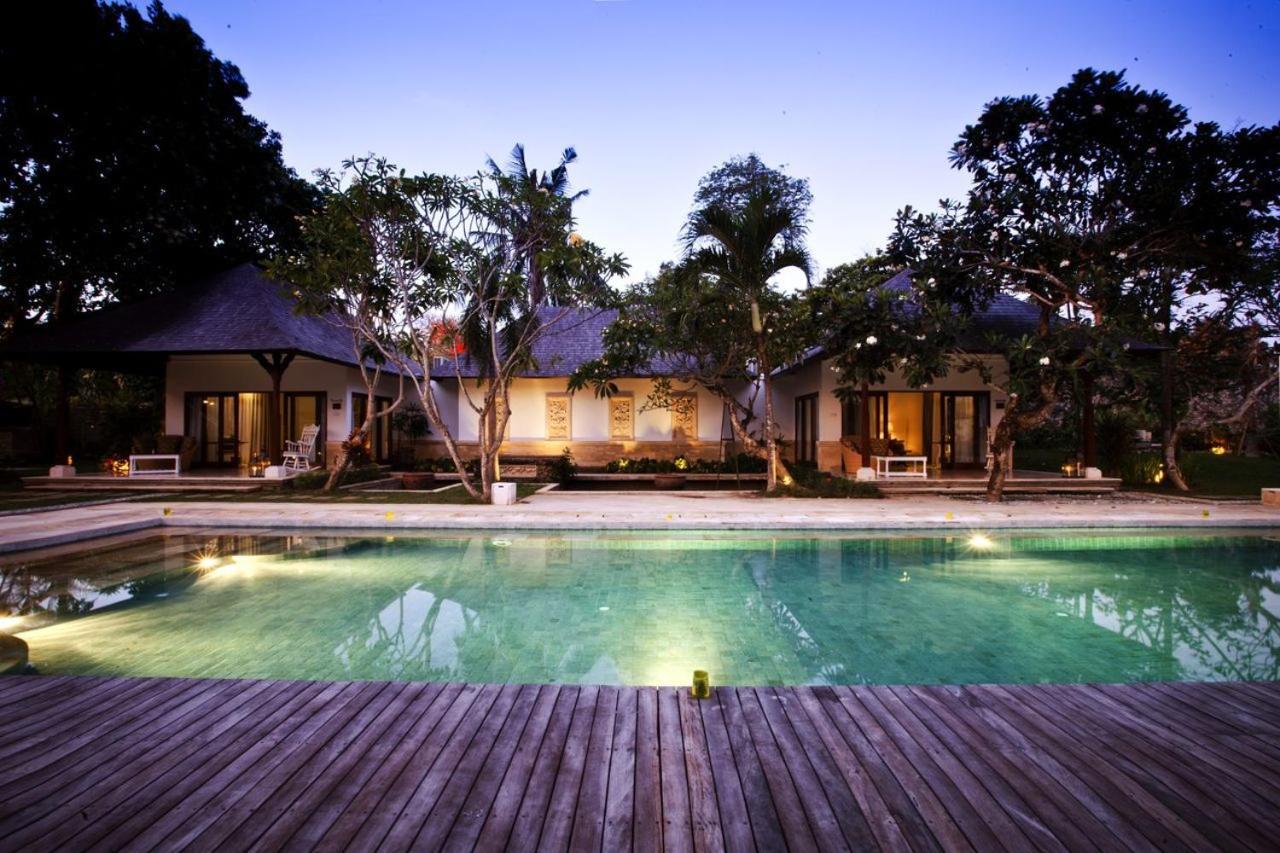 Avilion Villa Cinta 32/37