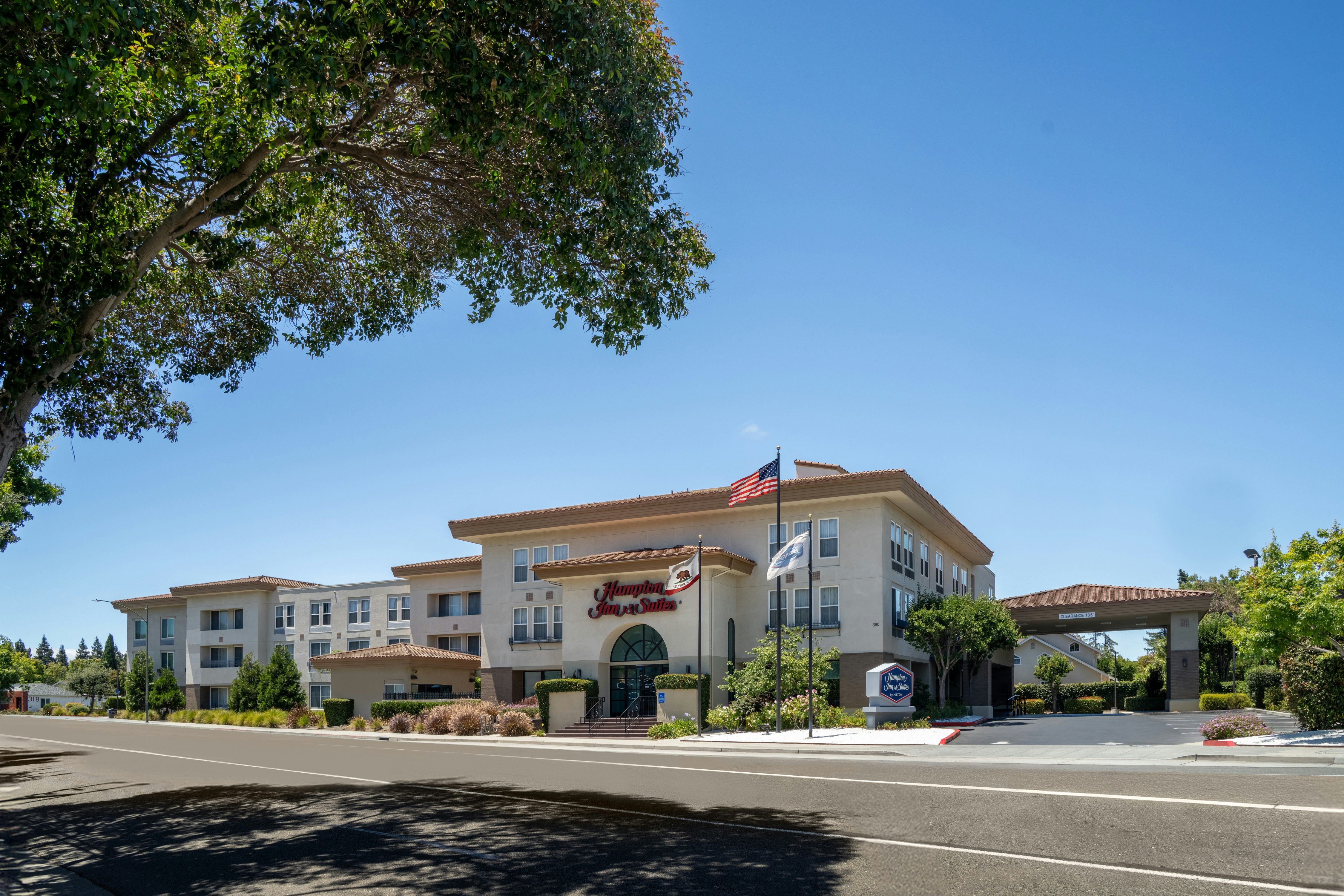 Hampton Inn & Suites Mountain View 49/51