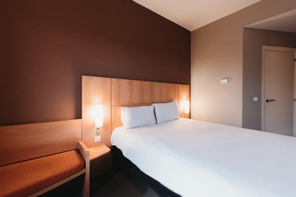 ibis Oujda 17/47