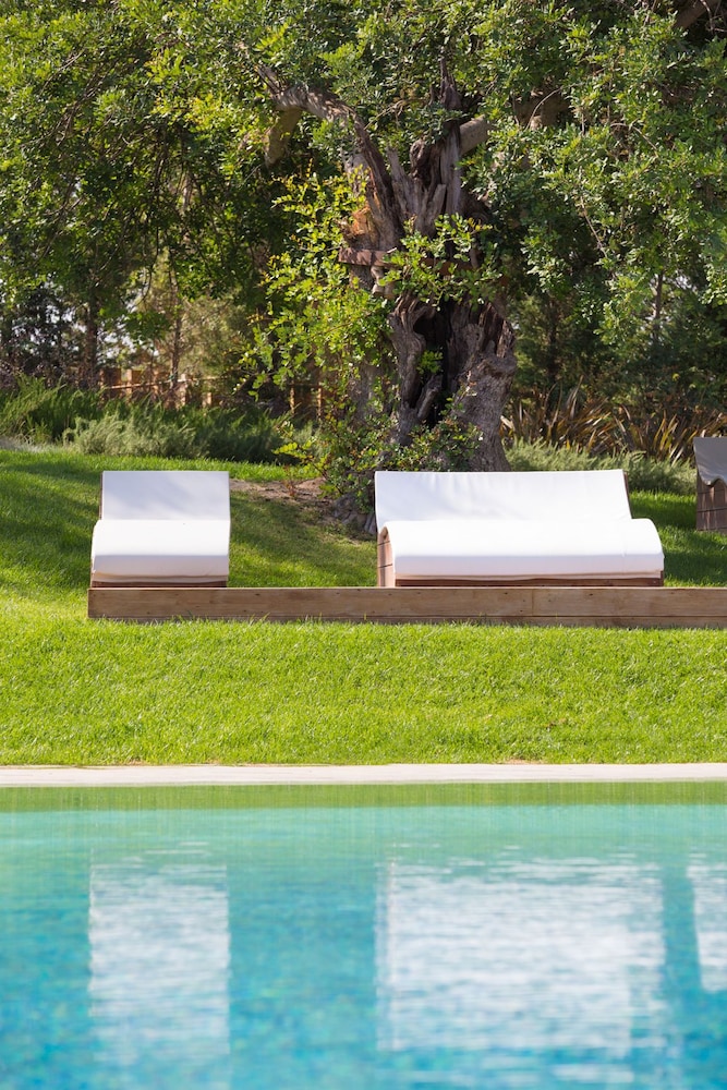 Ozadi Tavira Hotel 48/50