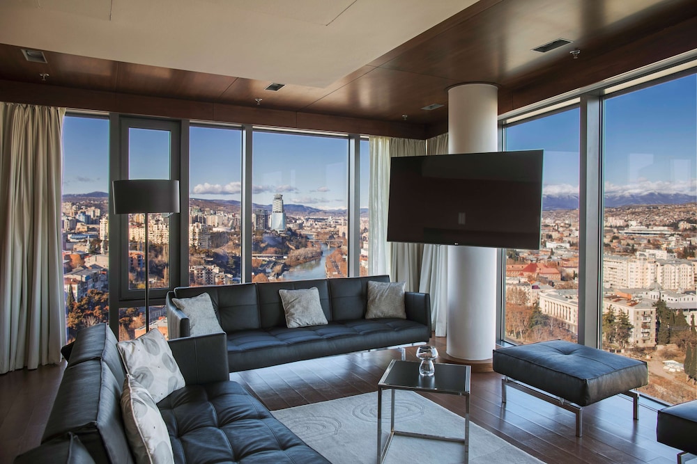 Radisson Blu Iveria 45/74