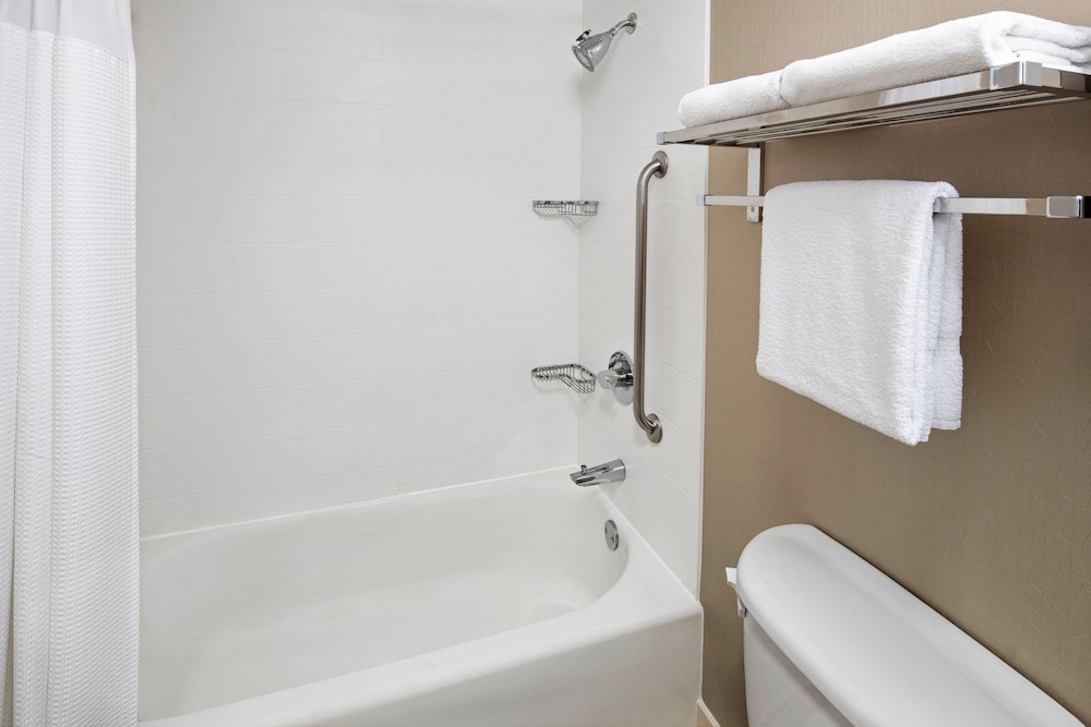 Springhill Suites By Marriott Round Rock 34/34