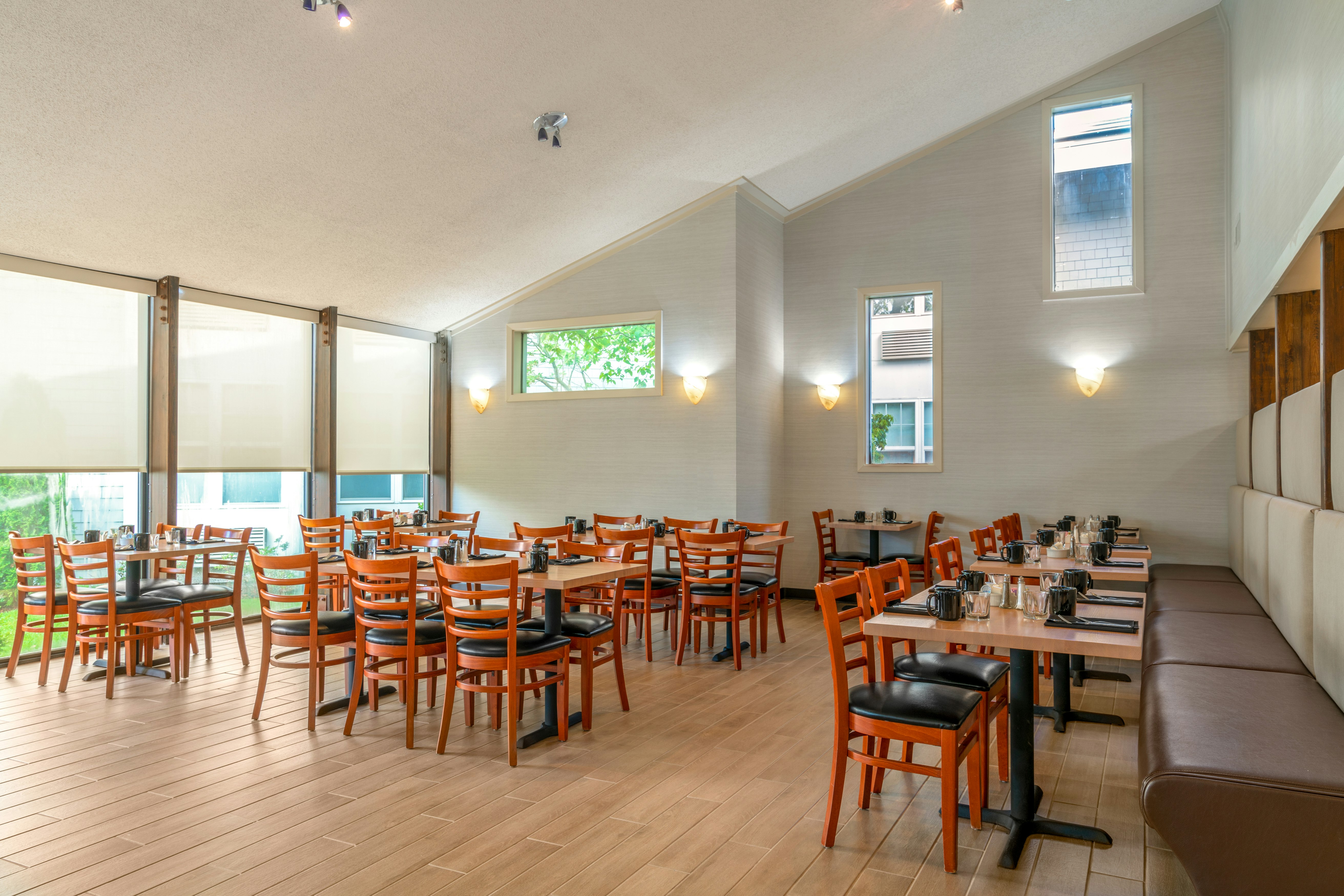 Holiday Inn Cape Cod - Hyannis 26/34