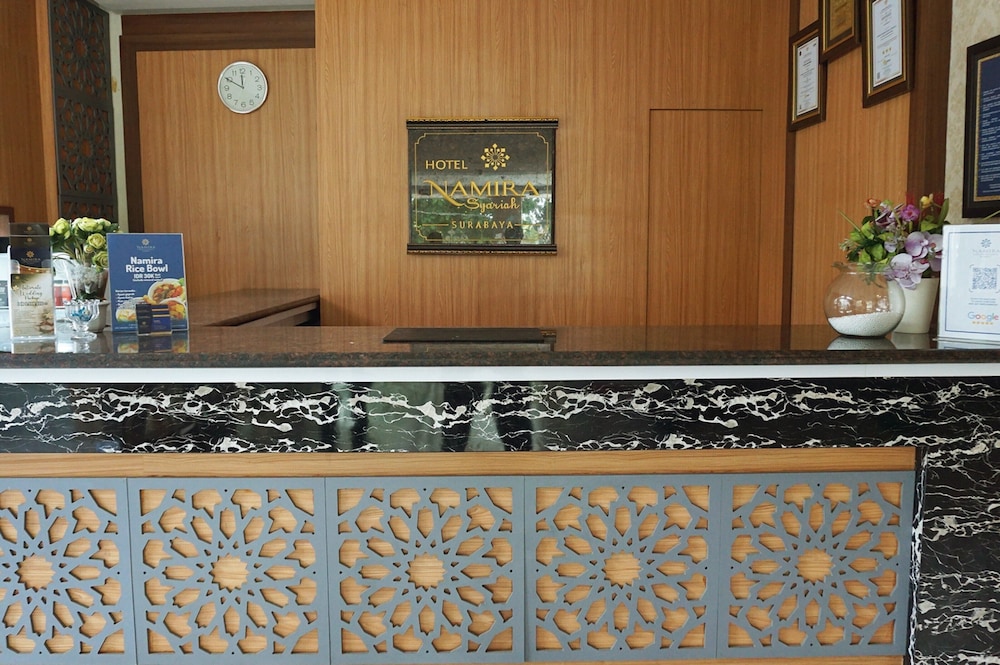 Namira Syariah Surabaya Hotel 5/39