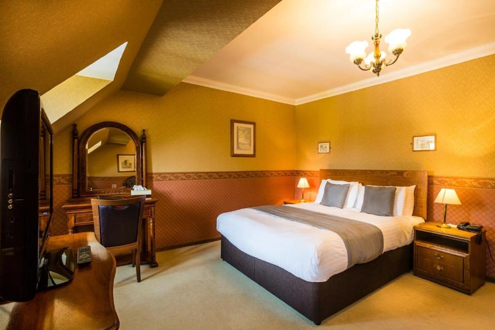 Stanton House Hotel 4/85