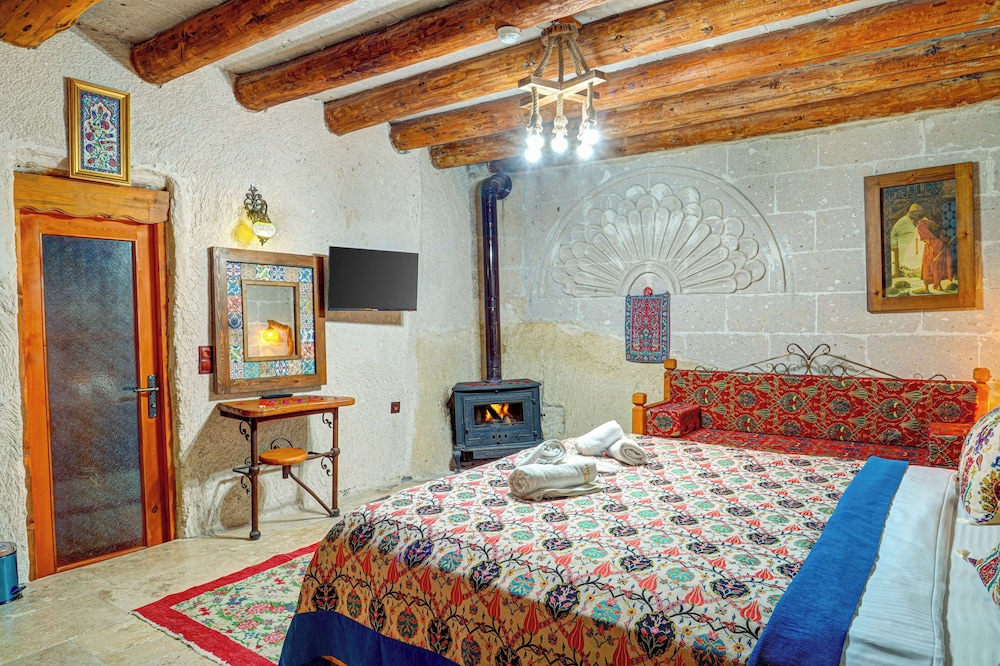 Atax Cave Hotel 18/50