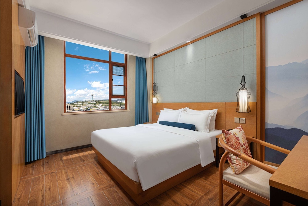 Days Inn by Wyndham Dali Erhai Park 22/34