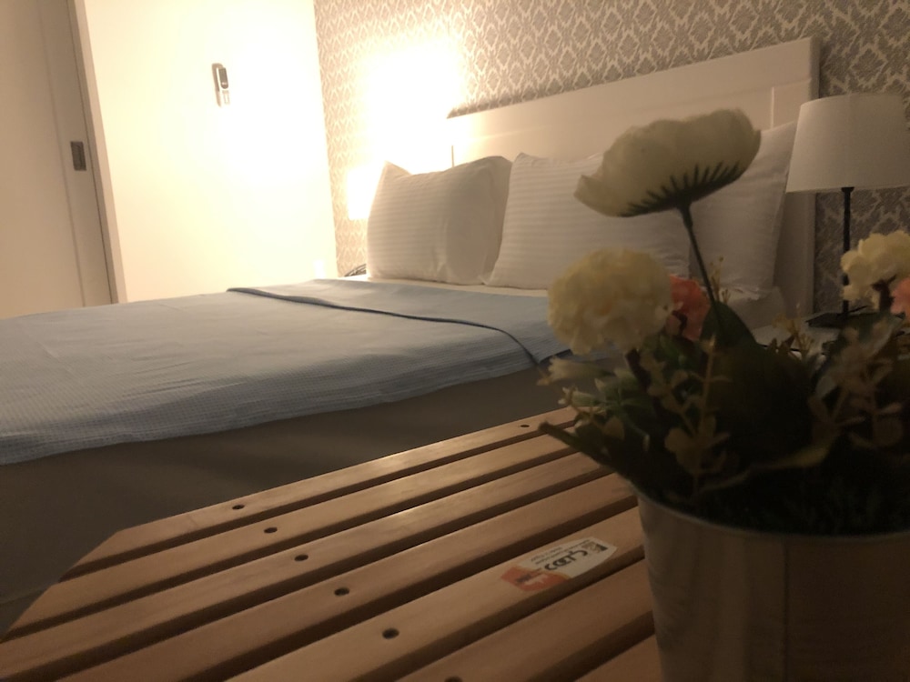 Columbia Hotel 16/23