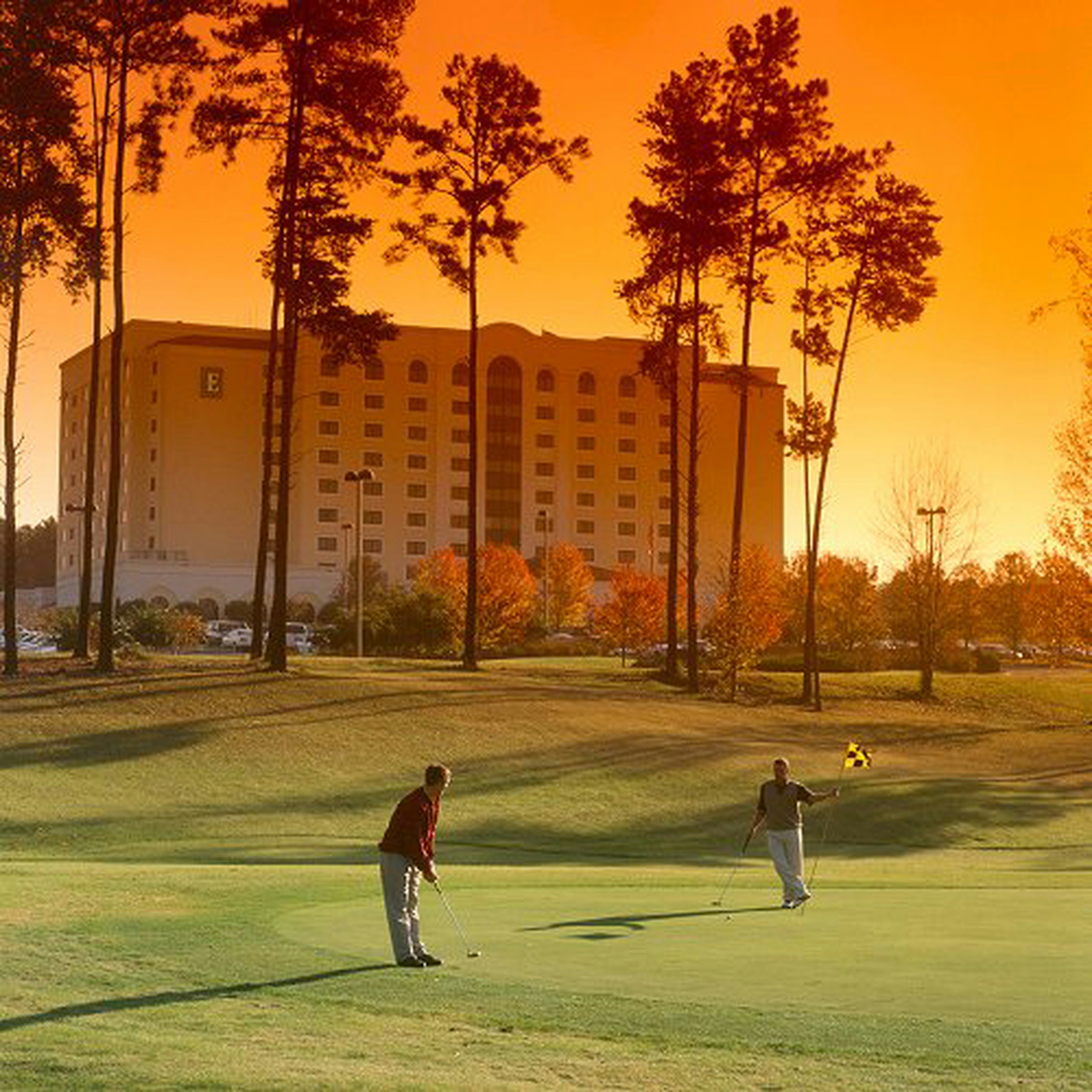 Embassy Suites Greenville Golf Resort Conference Center 38/38