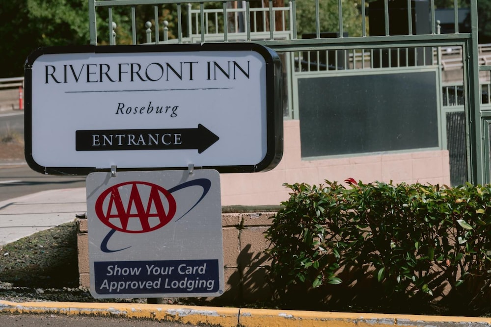 Riverfront Inn Roseburg 47/72