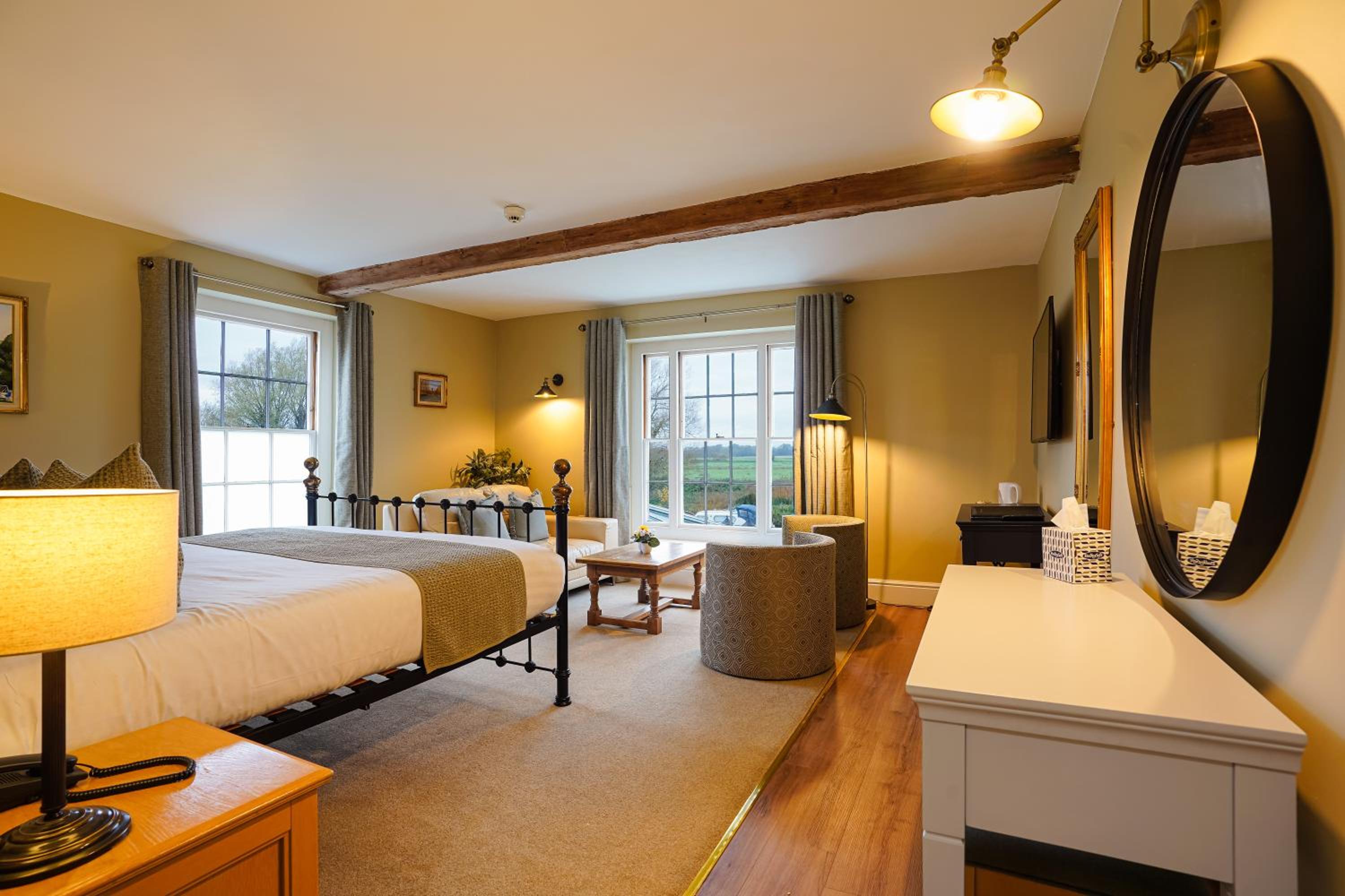 Superior, Suite, King Bed