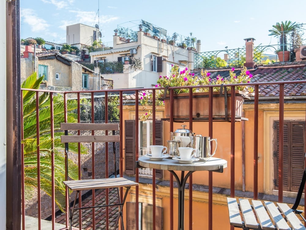 RSH Luxury Spanish Steps Terrace 32/50
