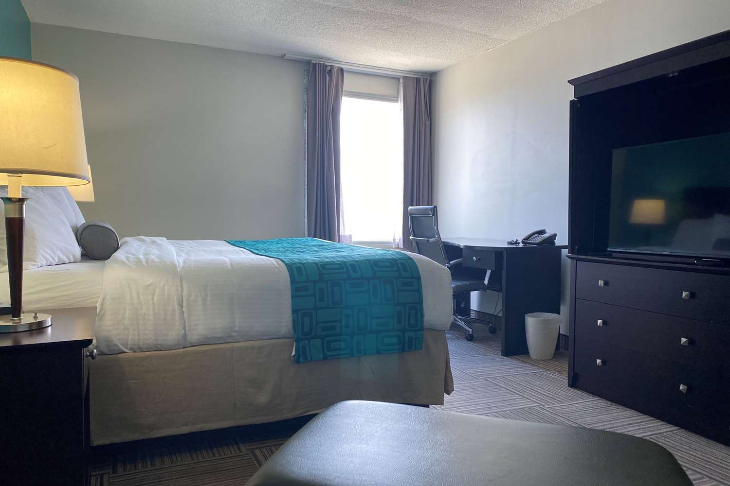 Travelodge by Wyndham Miramichi New Brunswick 9/35