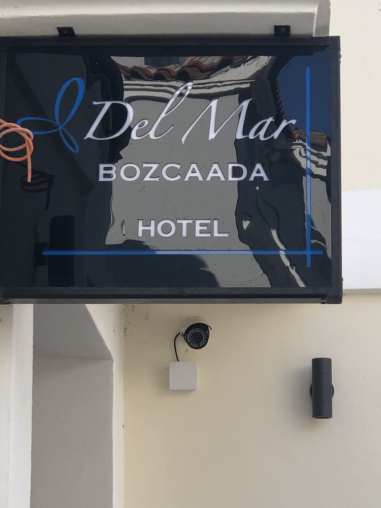 Del Mar Hotel 3/43