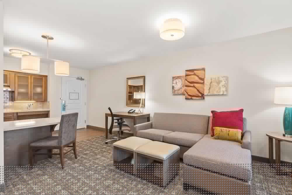 Staybridge Suites Hillsboro South 33/76
