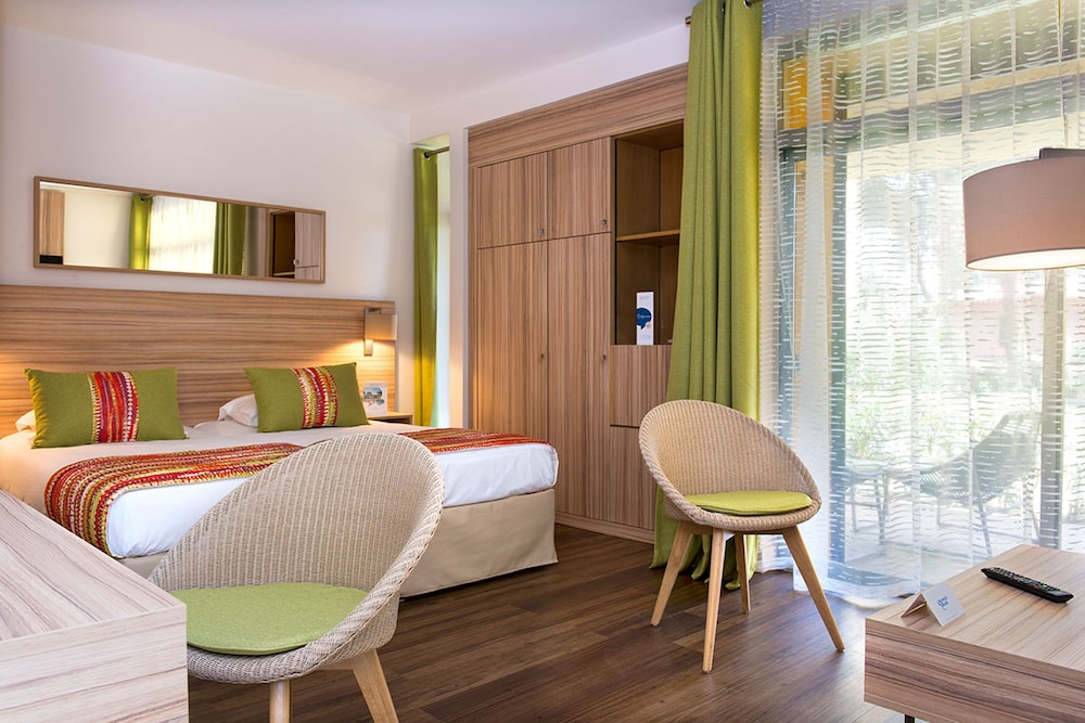 Hotel Vacances Bleues Delcloy 26/66