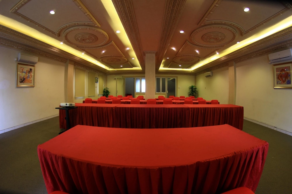 Ceria Boutique Hotel 8/54