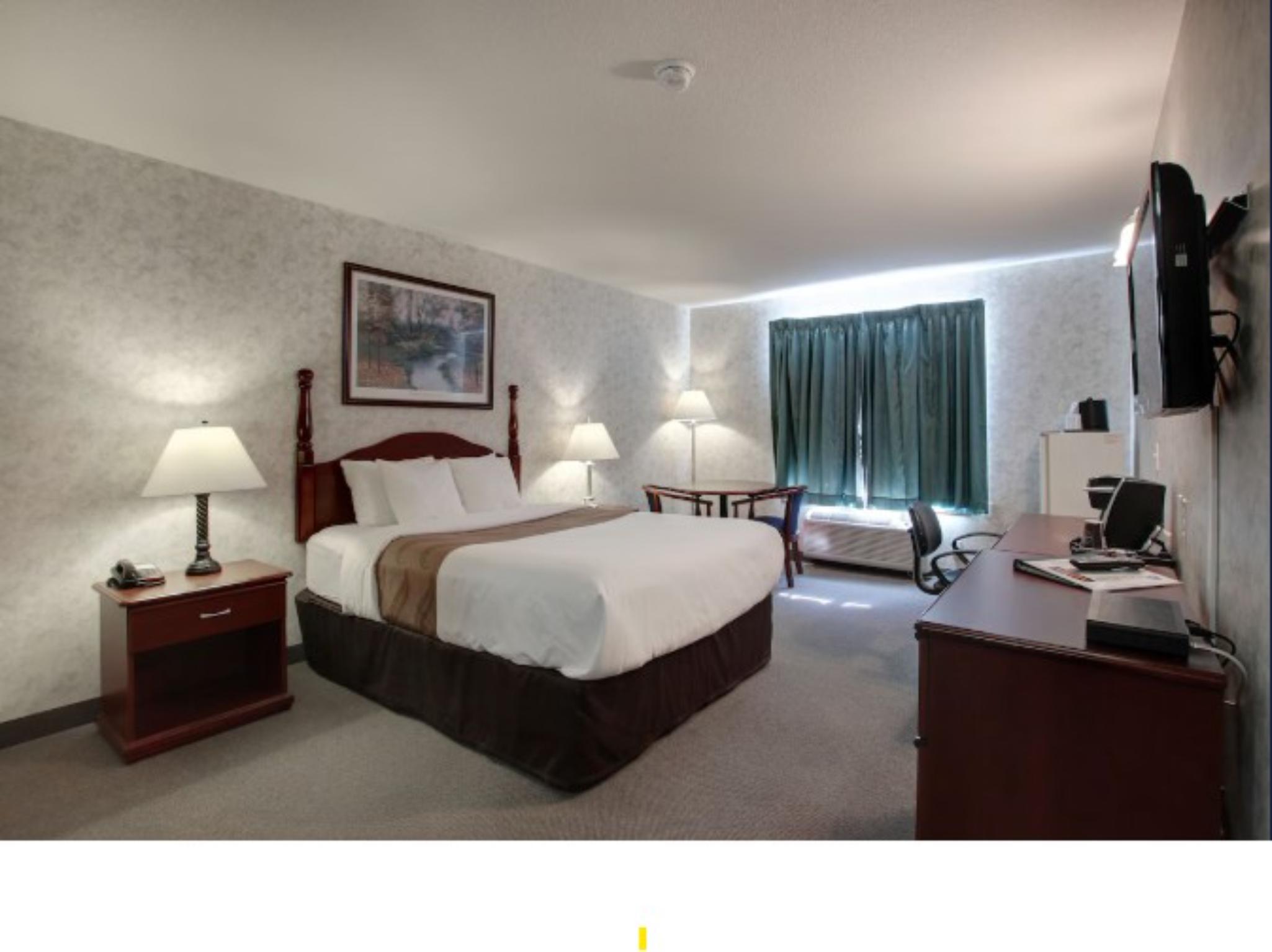 Ramada by Wyndham Nisku 22/36