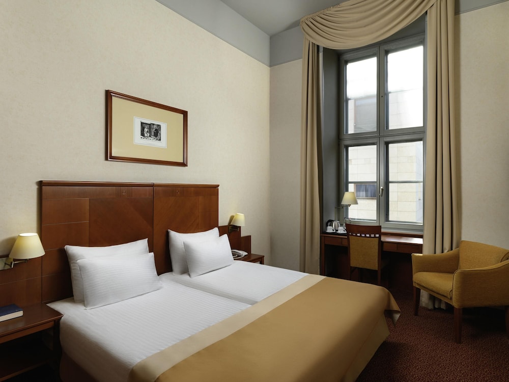 Mercure Szekesfehervar Magyar Kiraly 25/64