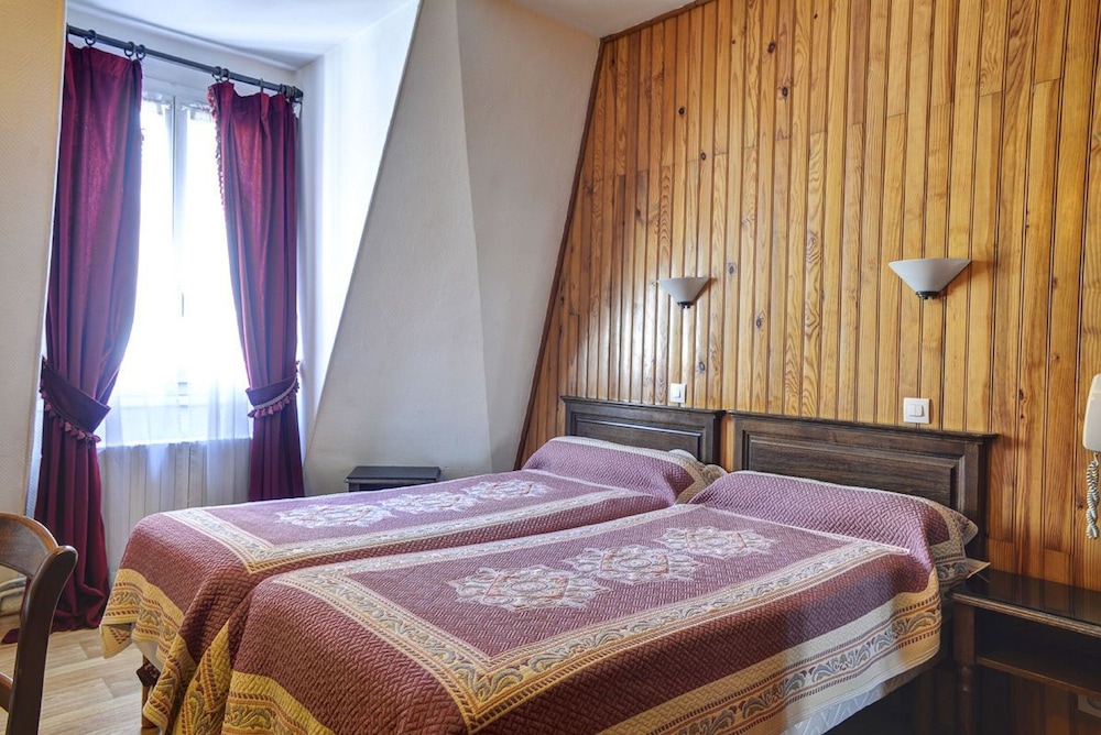 Hotel de Paris Nord 14/33