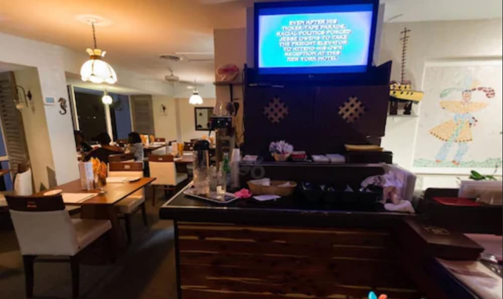 Bell Channel Inn 24/27