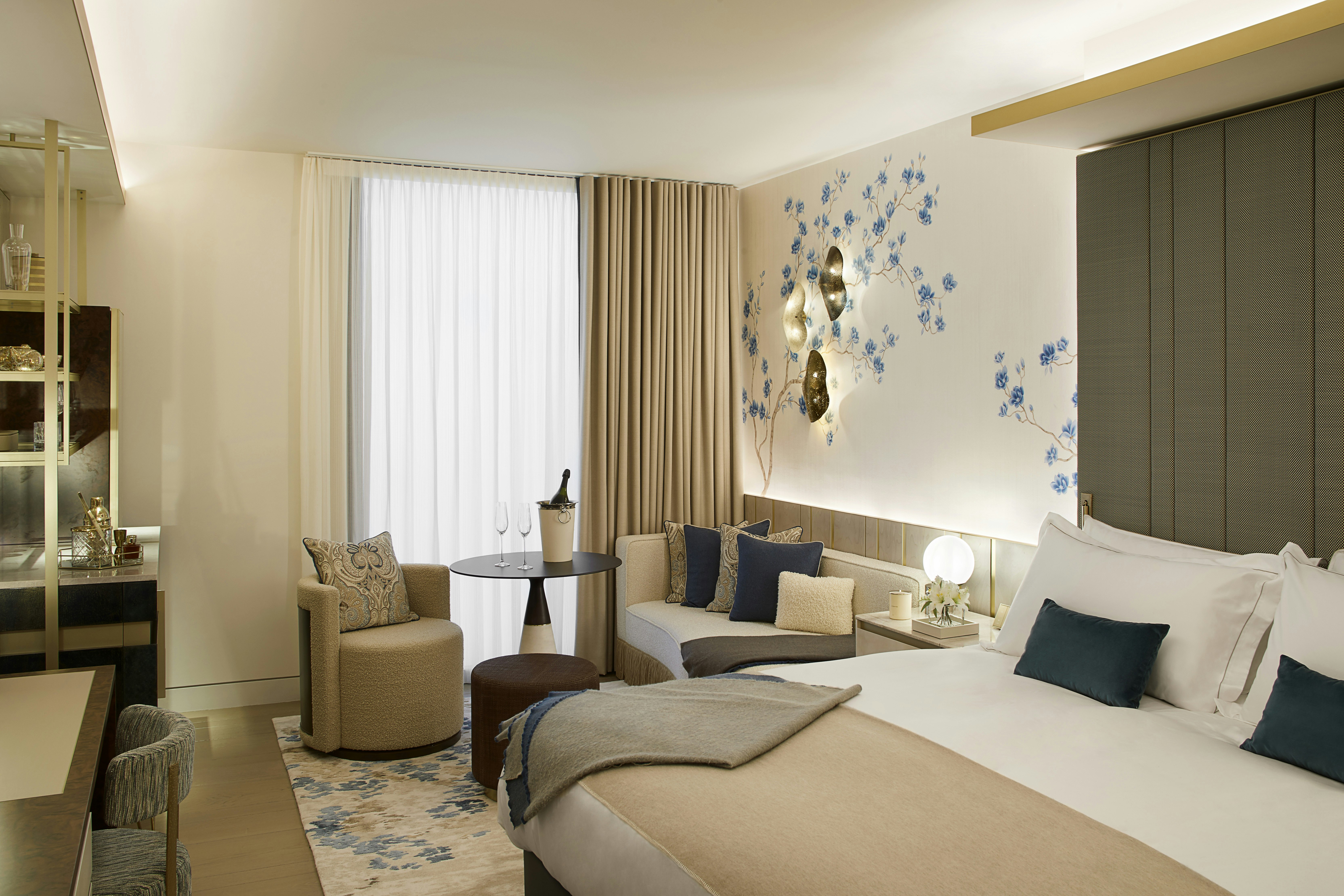 Deluxe, Double or Twin Bed