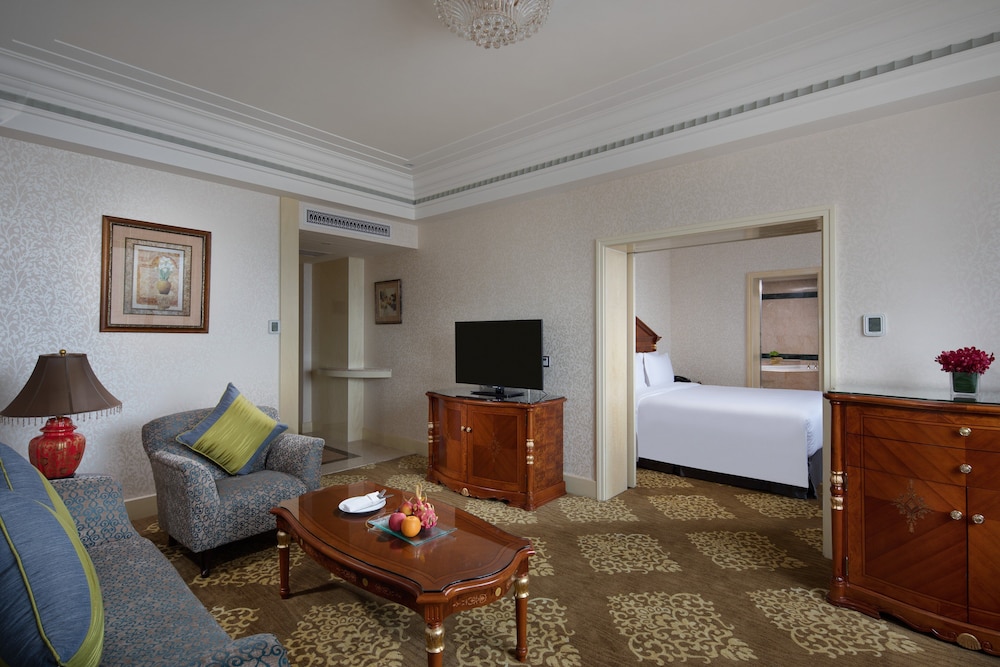 Crowne Plaza Shanghai Nanjing Road, an IHG hotel 47/71