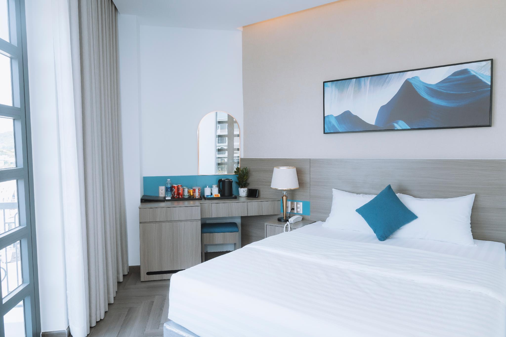 Ha Tien Sea View Hotel 7/20