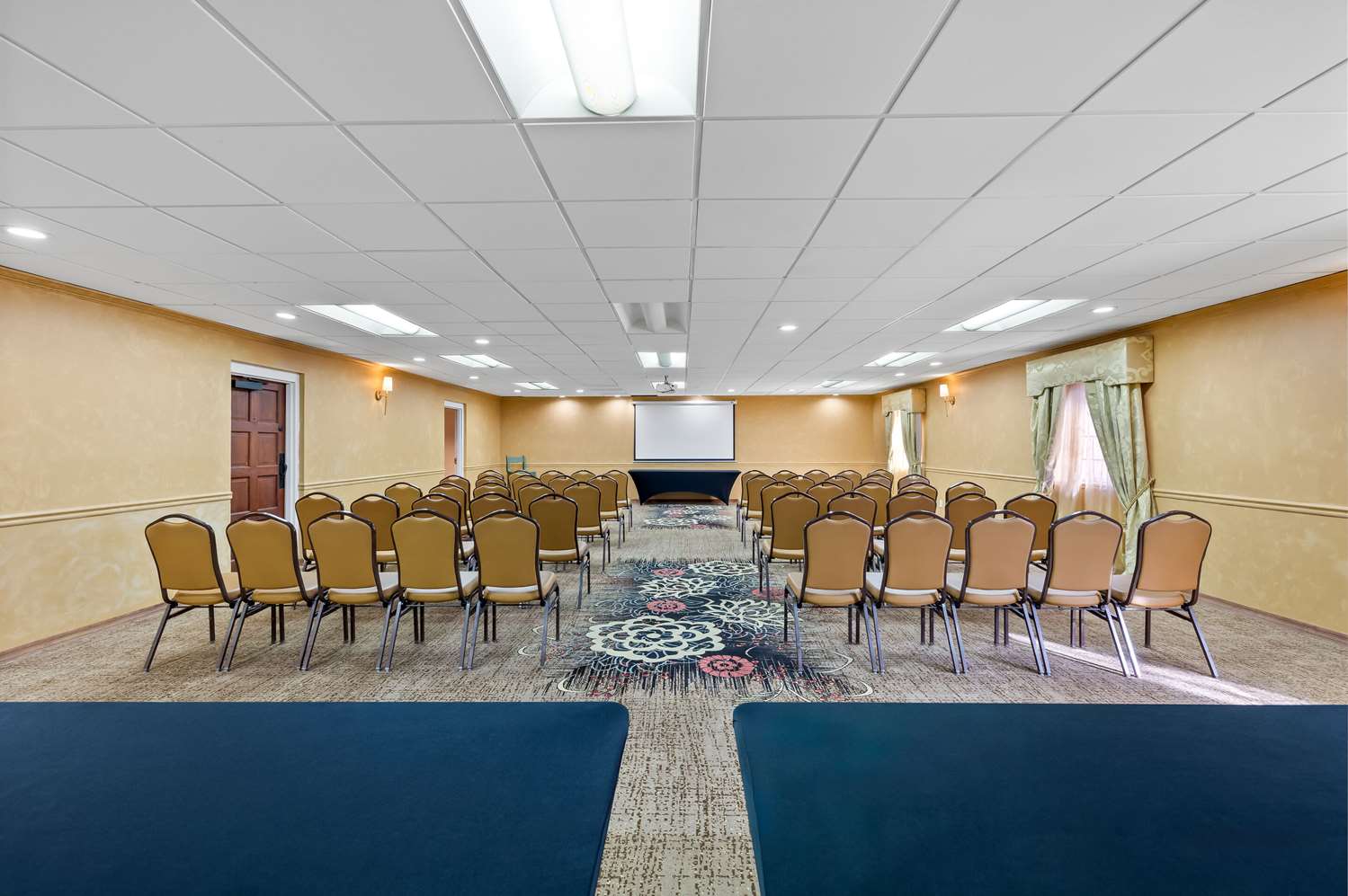 Clarion Inn Sierra Vista near Ft Huachuca 36/42