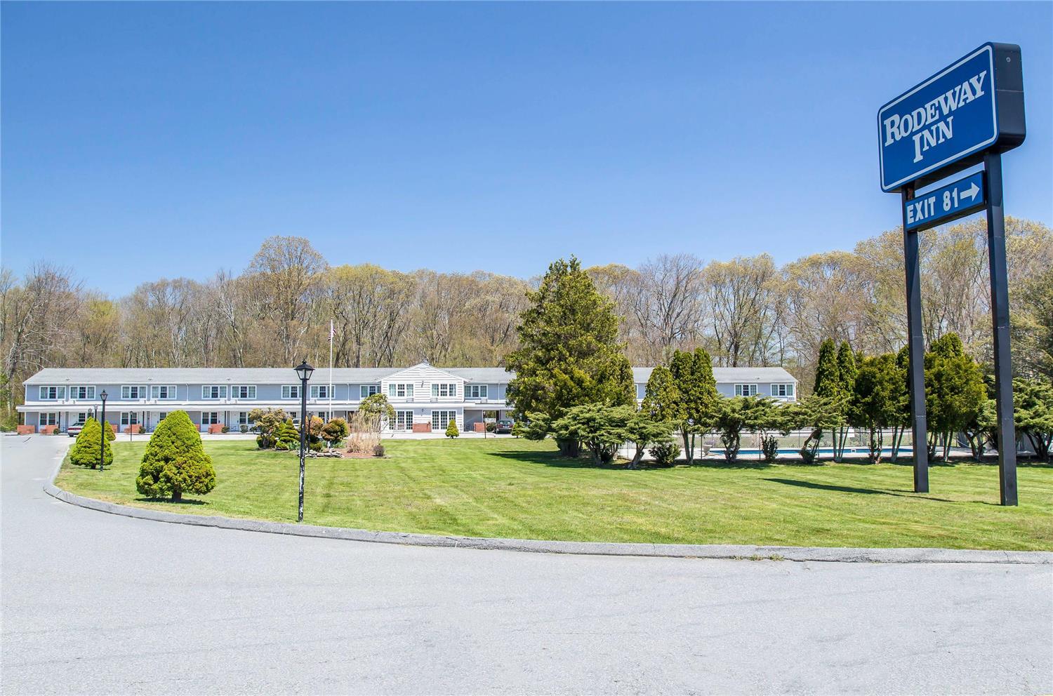 Rodeway Inn Waterford - New London 26/29