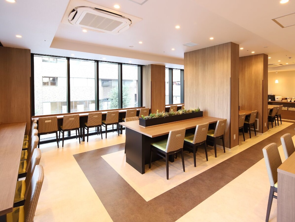 AB Hotel Osaka Sakaisuji-Hommachi 33/36