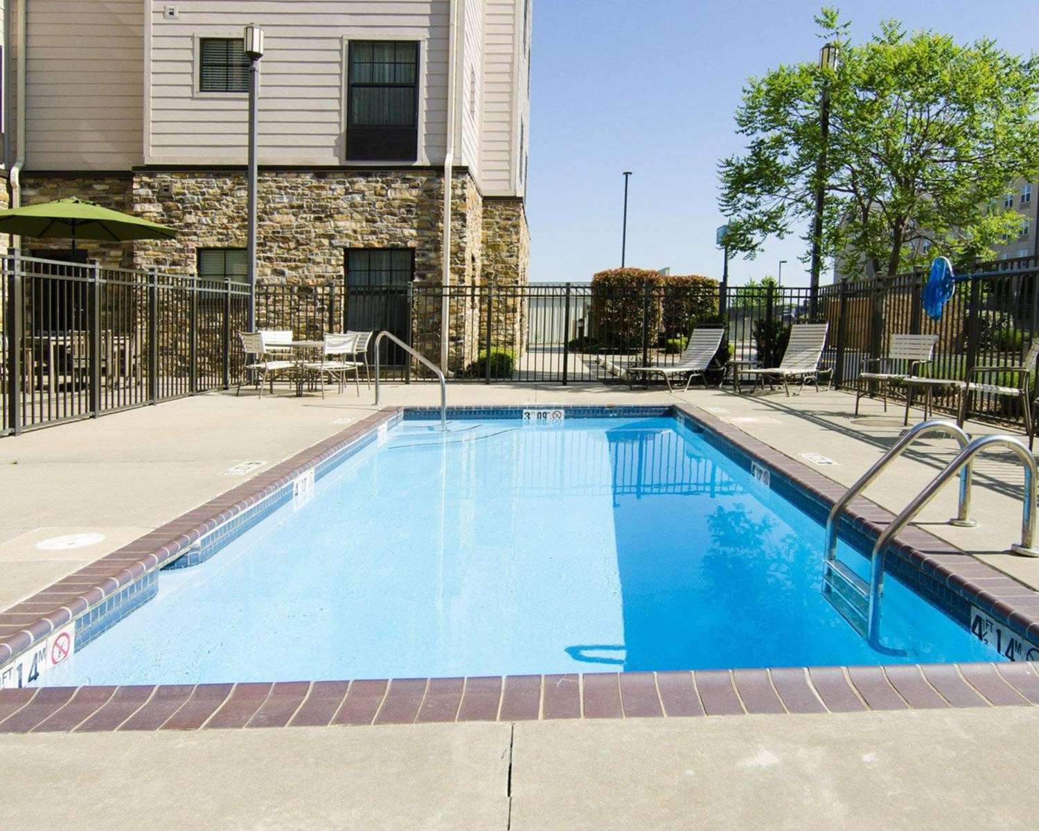 Affordable Suites Rogers/Bentonville, AR 8/19