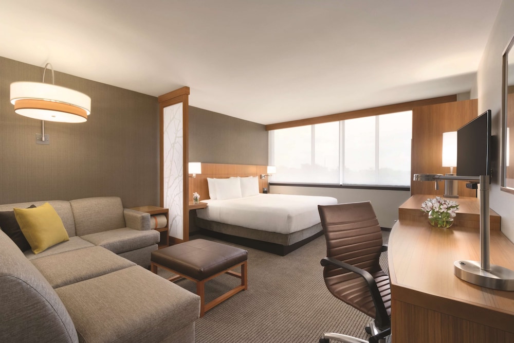 Hyatt Place Chicago O'Hare Airport 12/50