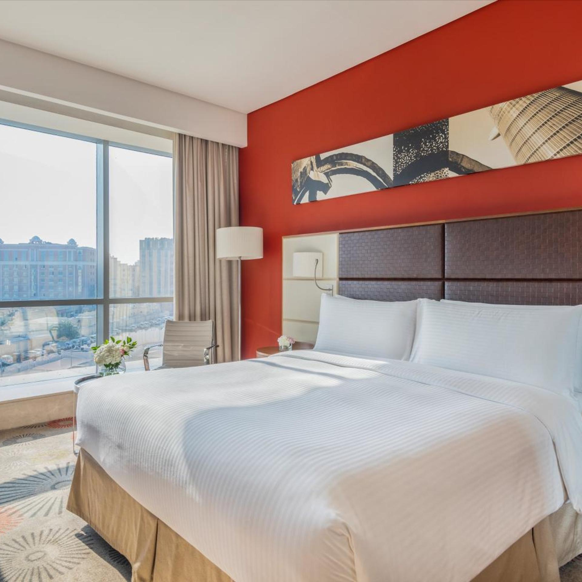 2 Bedrooms, Resident, Suite