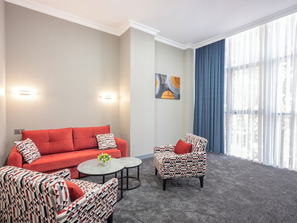 Novo Sky Hotel Baku 34/42