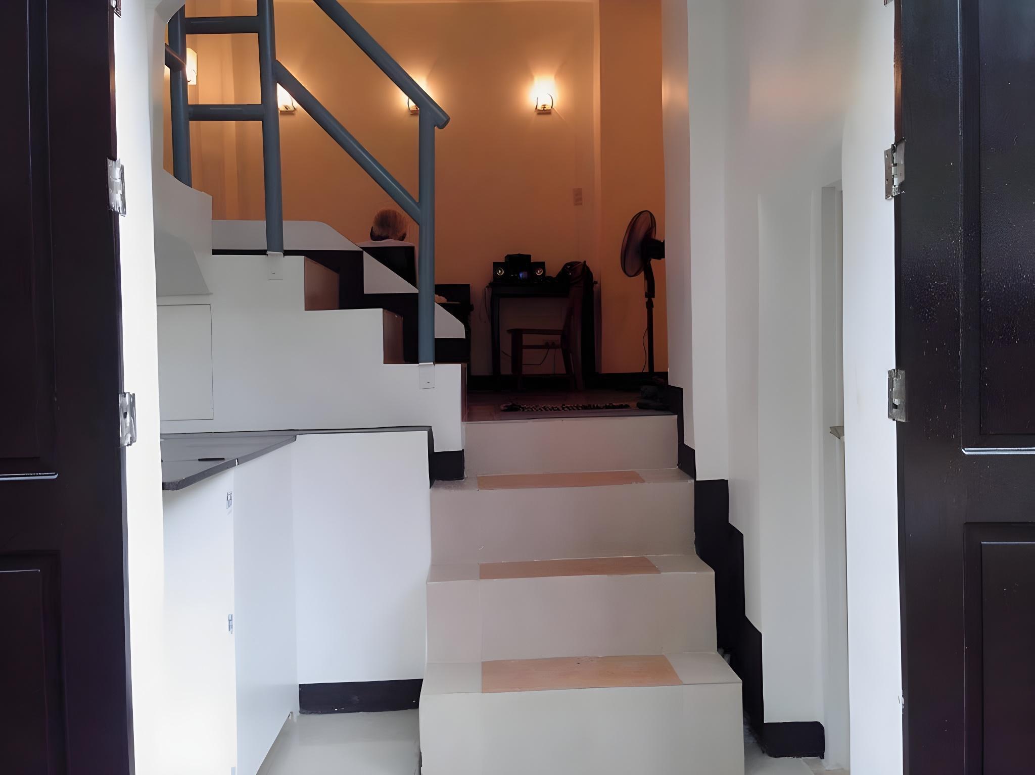 Budget Room Boracay Island Hostel 13/25