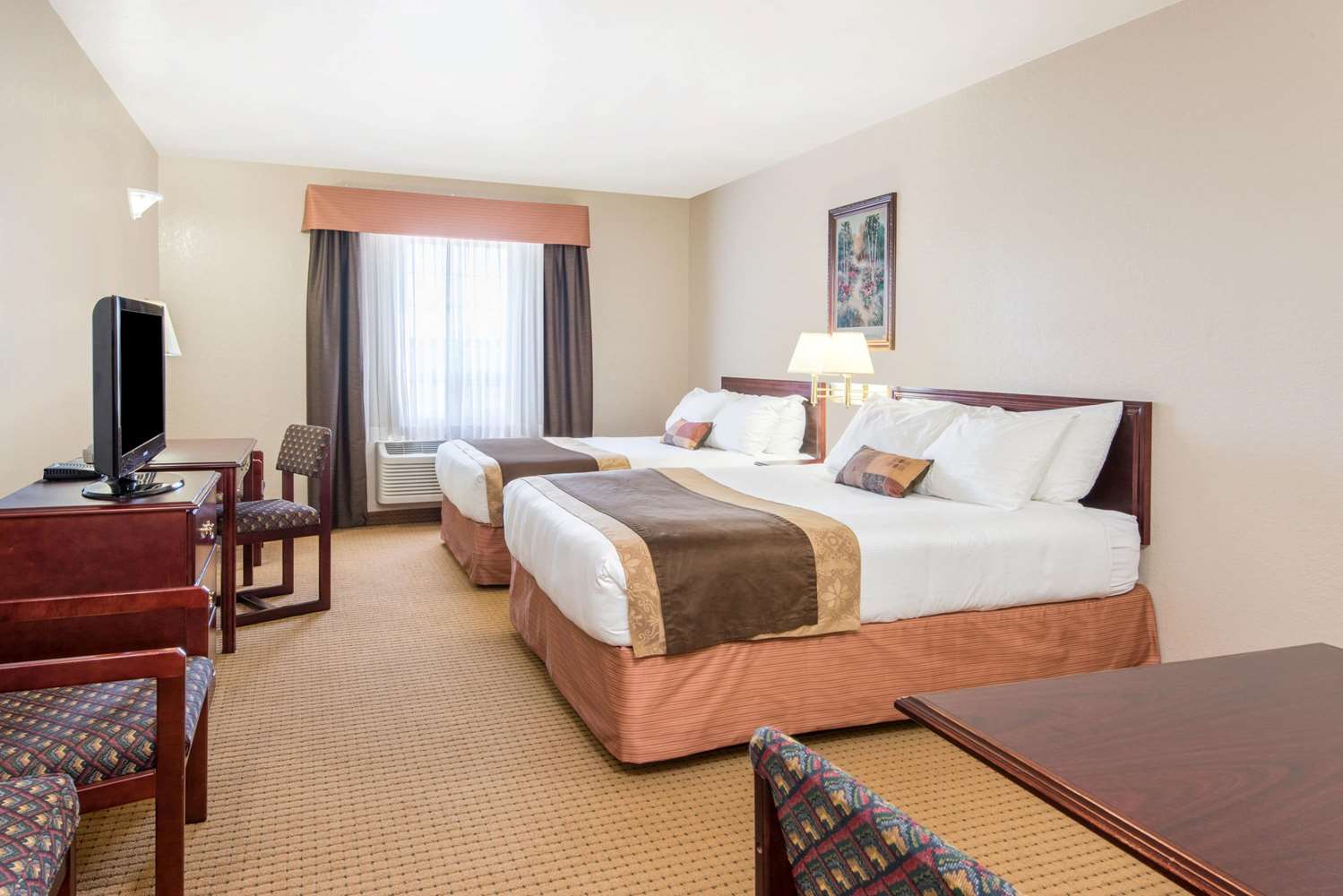Ramada By Wyndham Lloydminster 12/27