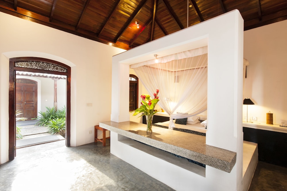 Apa Villa Thalpe 5/48
