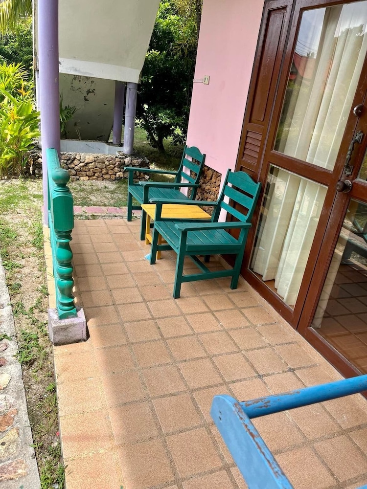 First Villa Beach Resort 41/75