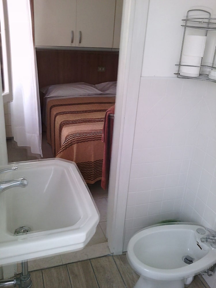 Hotel Maria Gabriella 39/40