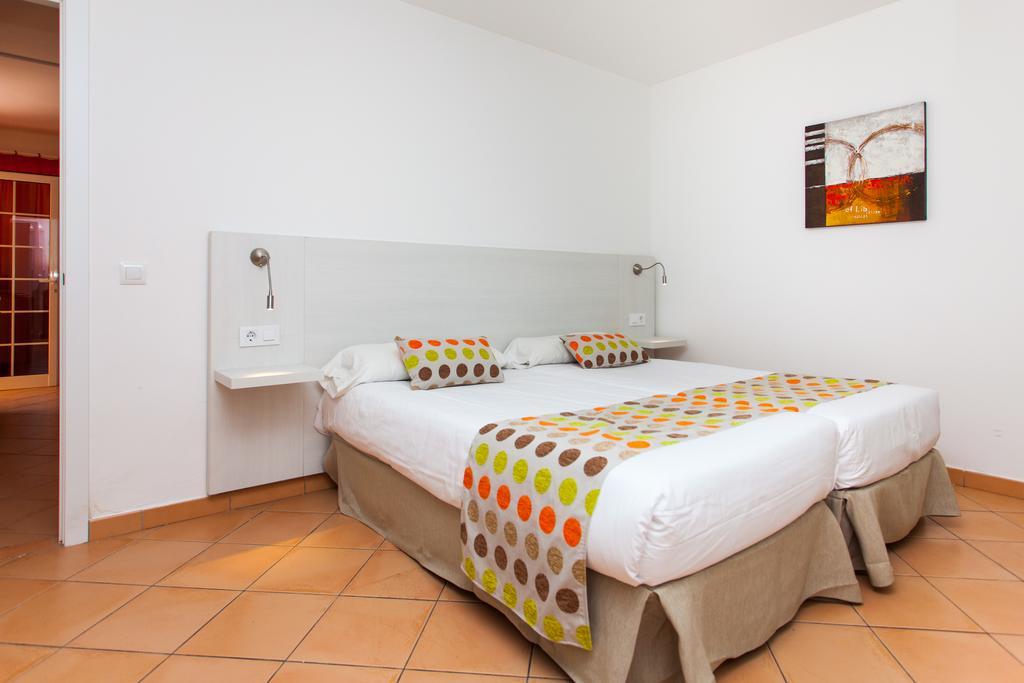 Maxorata Beach Apartments 10/36
