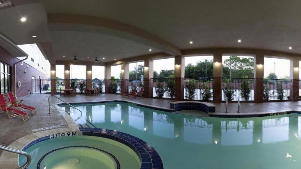 Holiday Inn Express Hotel Suites Deer Park 3/44
