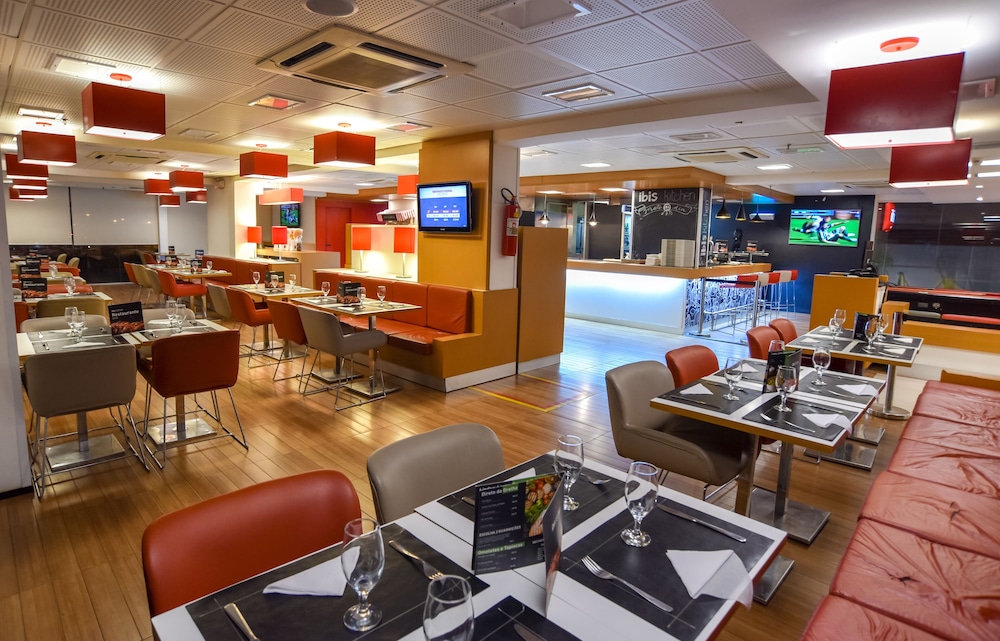 Ibis Sao Luis 49/64