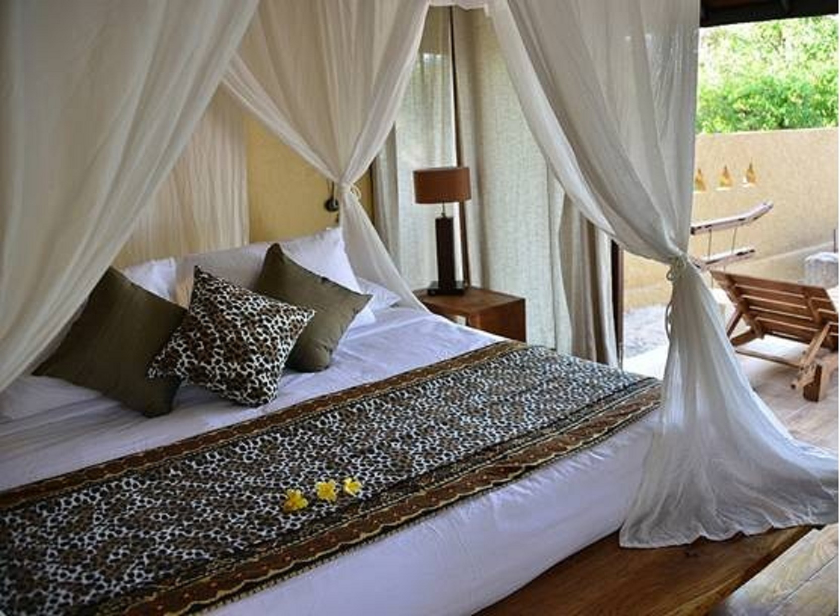 2 Bedrooms, Villa, Beach Front