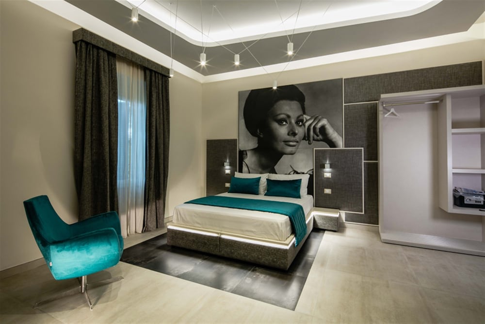 Via Veneto Luxury Suites 21/50